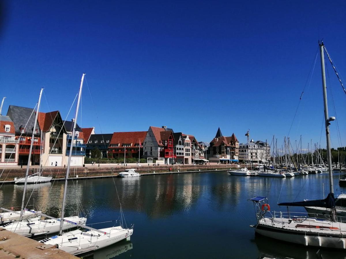 L'Escale A Deauville Kültér fotó