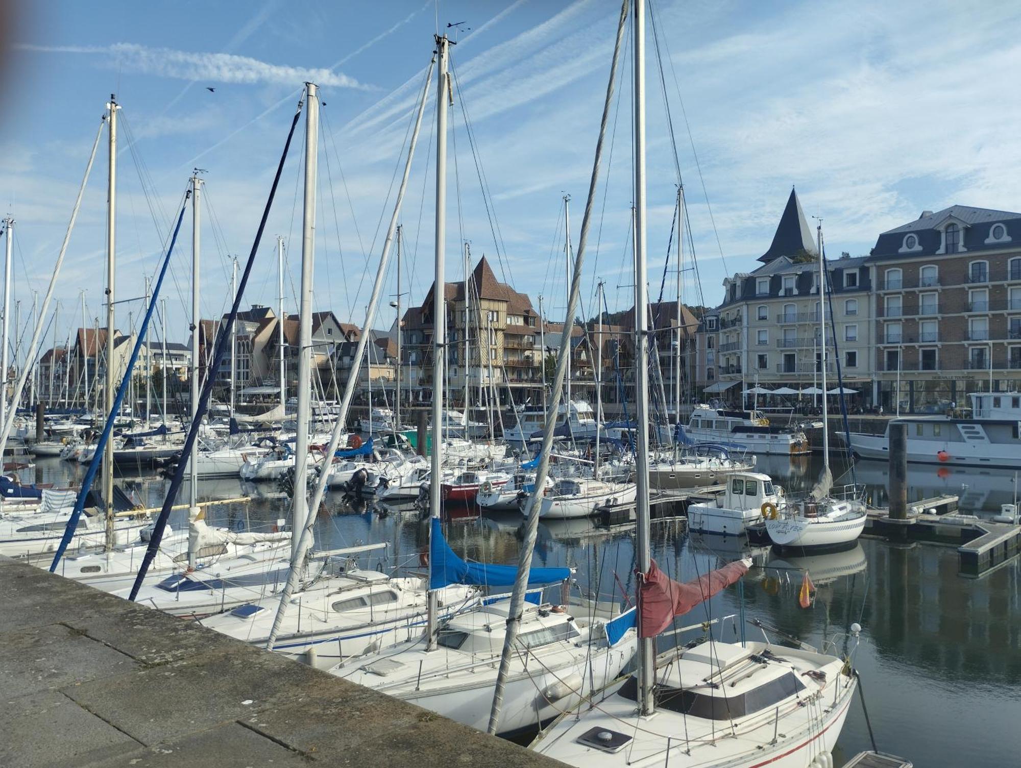 L'Escale A Deauville Kültér fotó